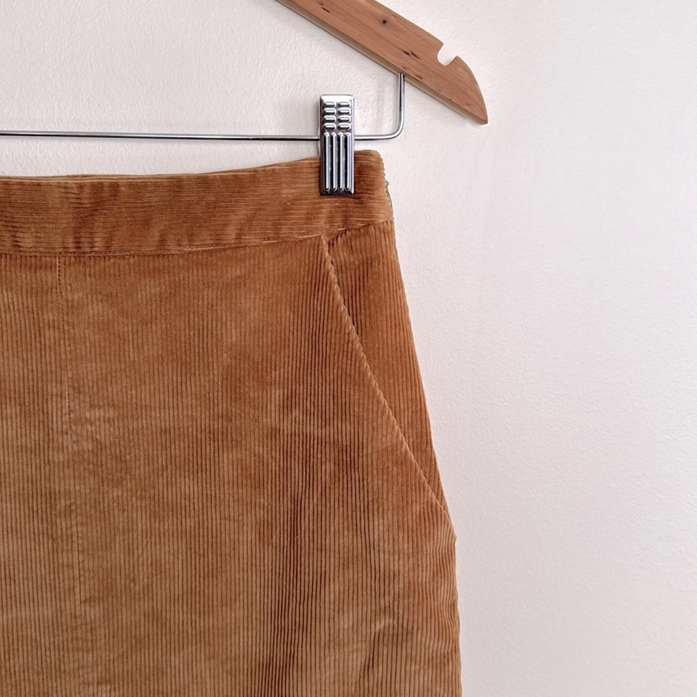 Aritzia BABATON Toby corduroy midi skirt .